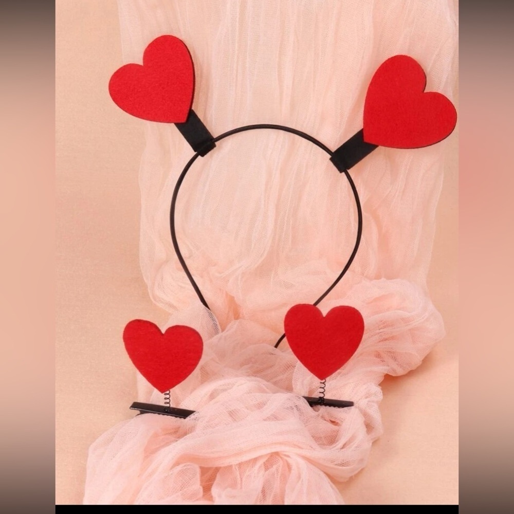3PCS Heart Decor Hair Accessory ❤️